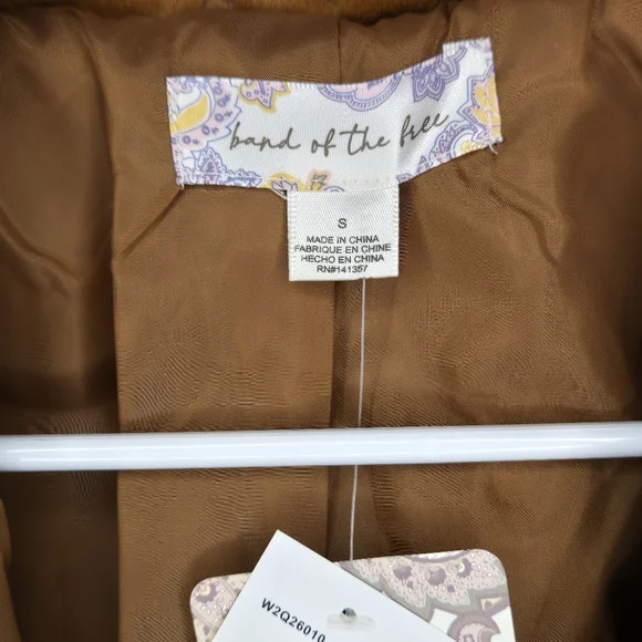 🎁NWT Band of the Free Val Faux Fur Chevron Jacket in Coco - Picture 2 of 6